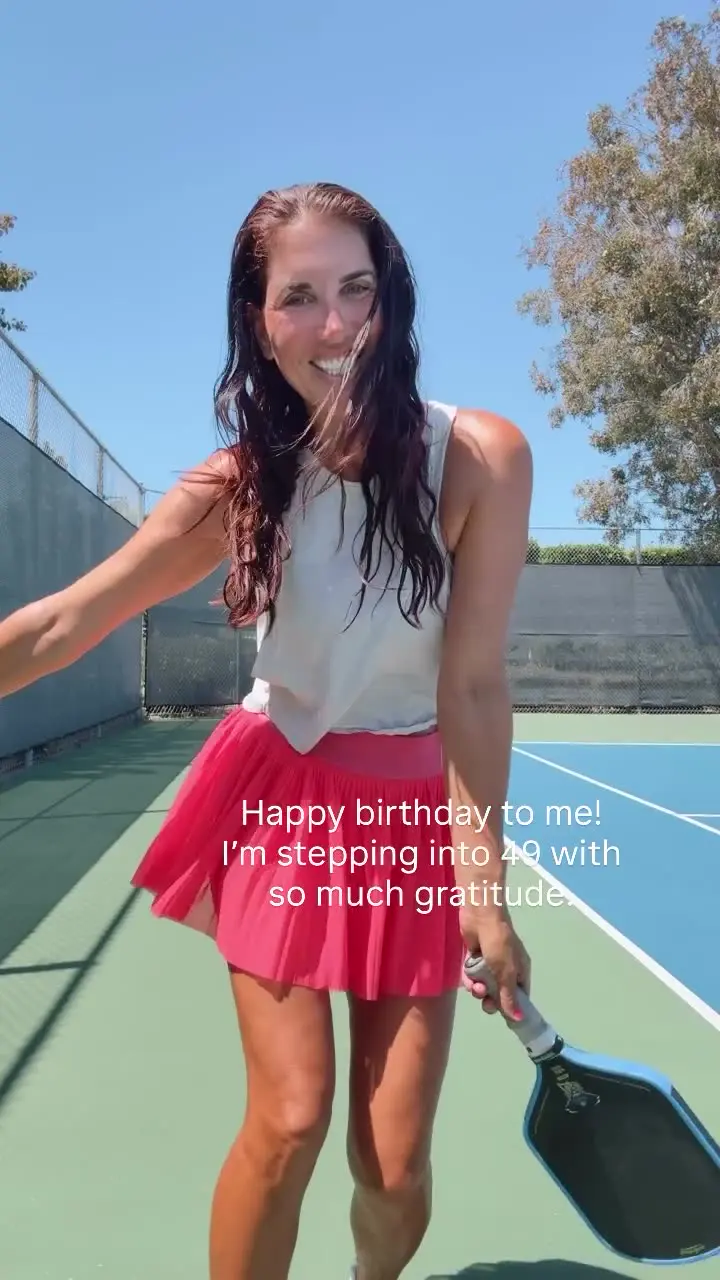 Instagram reel: Jen smiling on court with her paddle